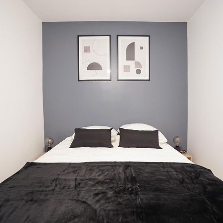 Spacious Apartment Near The Champs De Mars Paris Exterior photo